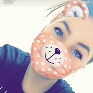 Meet your Posher, Brandie